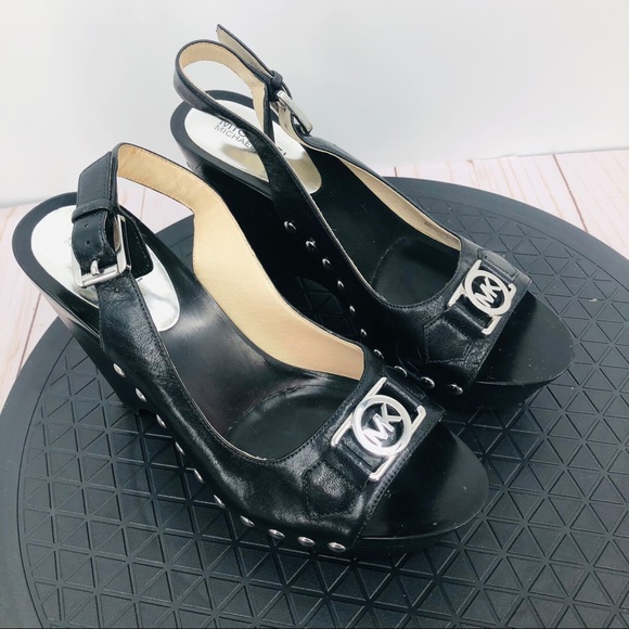 Michael Kors Shoes - Michael Kors women’s black heels size 8 medium